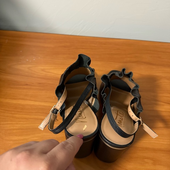 Nanette Lepore Madeline Block Heel Black Slingback Peep Toe Square Toe Ruffle 10 - Picture 6 of 11